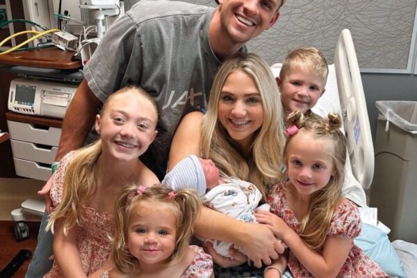 TikTok-Famous LaBrant Family Delist $5.4 Million Tennessee ...