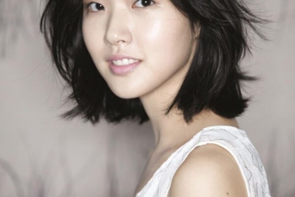 Kim Go-eun - IMDb