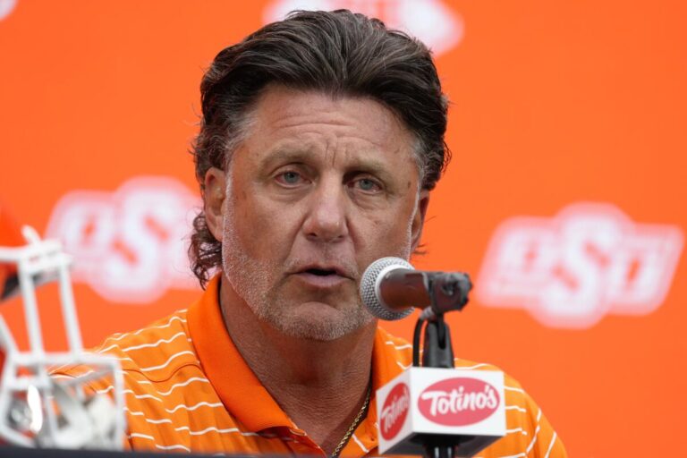 Mike Gundy Net Worth, Age, Oklahoma State Football Coach, Family Life