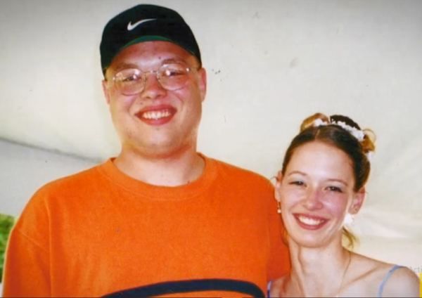 Beth Oakes Wiki, Bio, Age, Height, Charles Pol Wife
